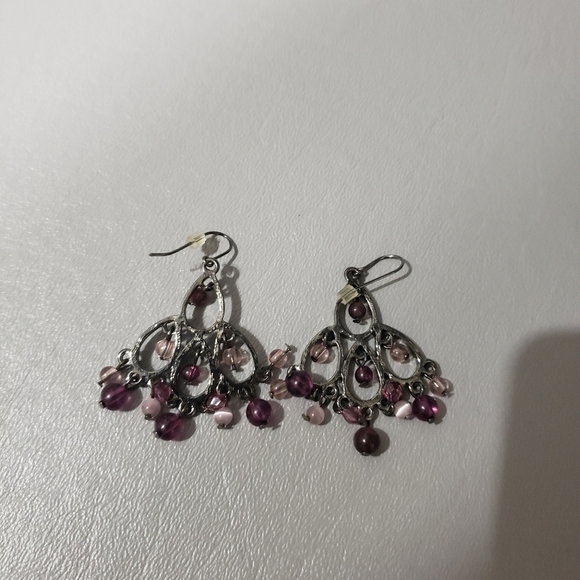 3/$15 Purple bead dangling earrings - Picture 3 of 5